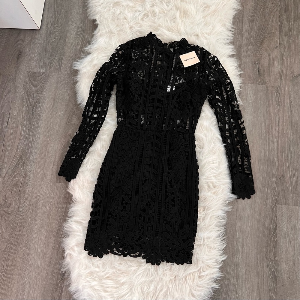 Superdown Black Lace Long Sleeve Dress